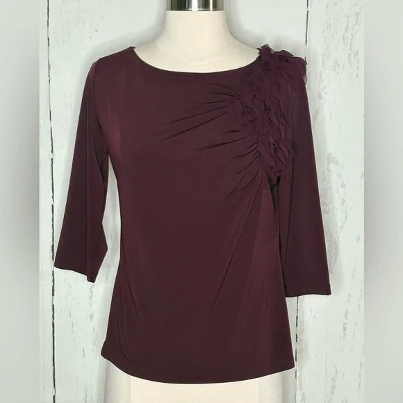 Elegant Burgundy Women's Top - Picture 1 of 7